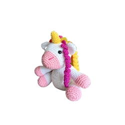 Peluche unicornio hecho a mano a ganchillo (amigurumi). - Imagen 2