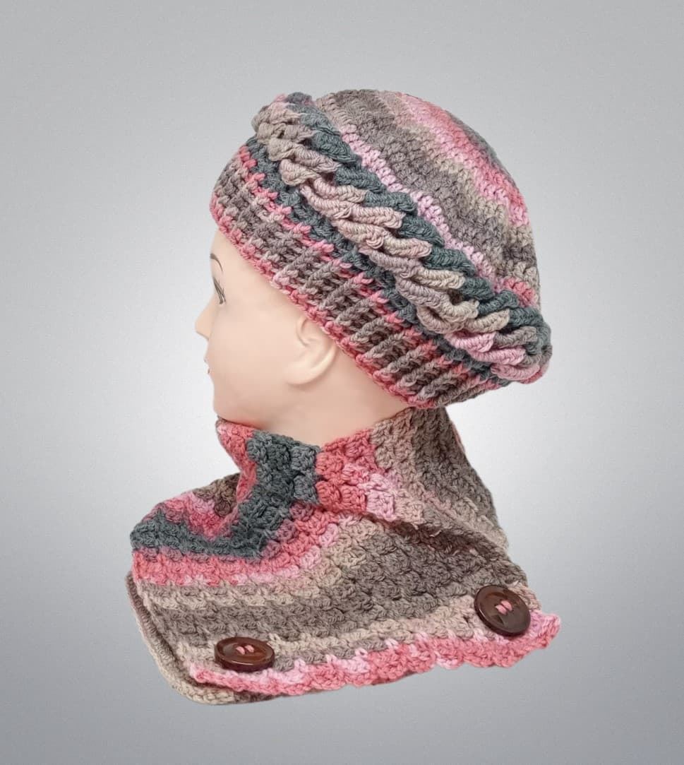 Conjunto gorro-boina jaspeado rosa hecho a mano a ganchillo - Imagen 2