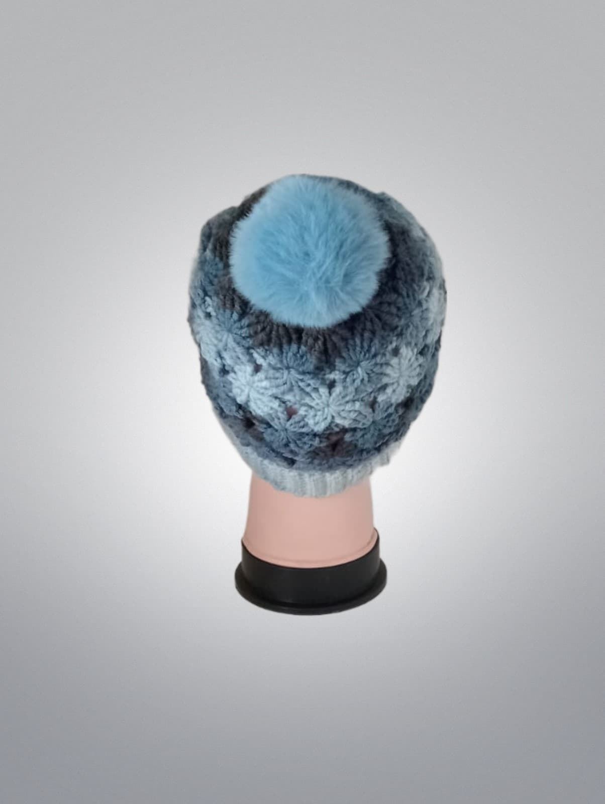 Conjunto gorro con pompón, cuello o individual jaspeado azul, hecho a mano a ganchillo - Imagen 6