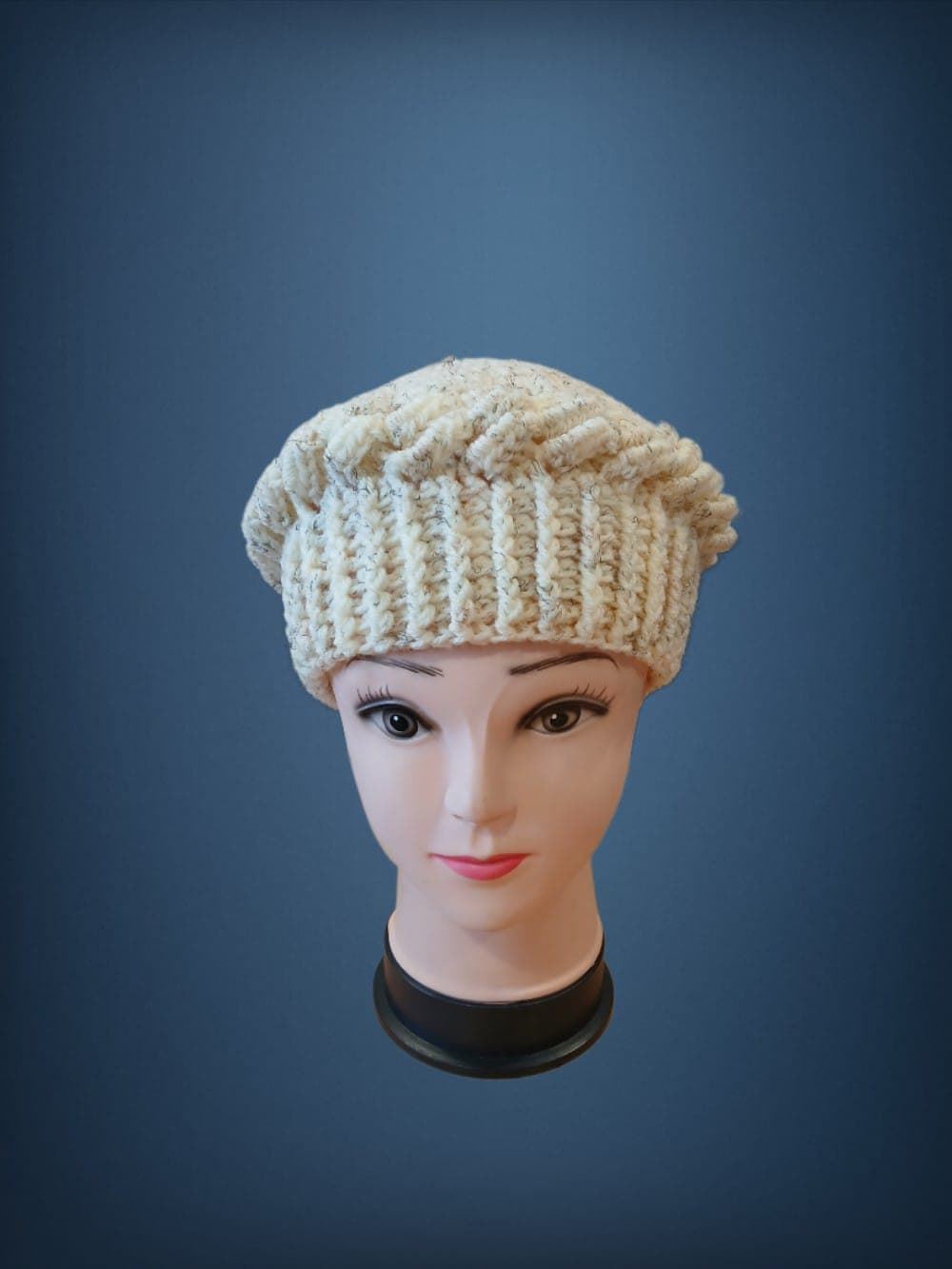 Gorro ondas jaspeado beige hecho a mano a ganchillo(5) - Imagen 1