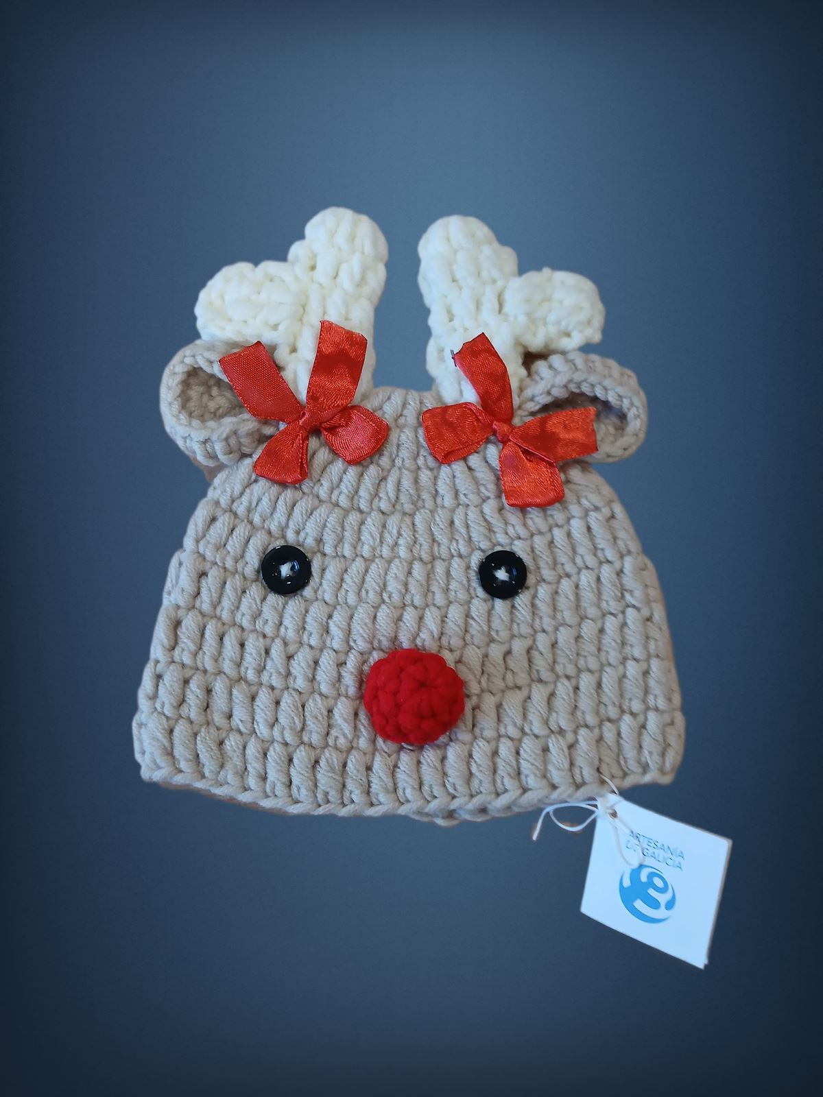 Gorro reno navidad hecho a mano a ganchillo. - Imagen 1