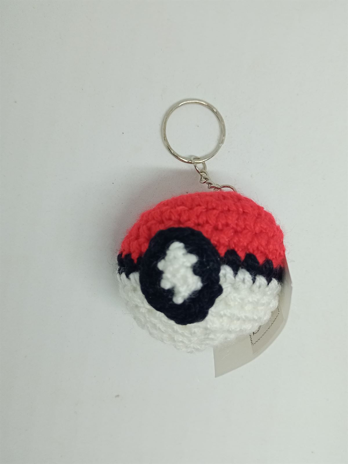 Llavero Pokeball amigurumi - Imagen 1