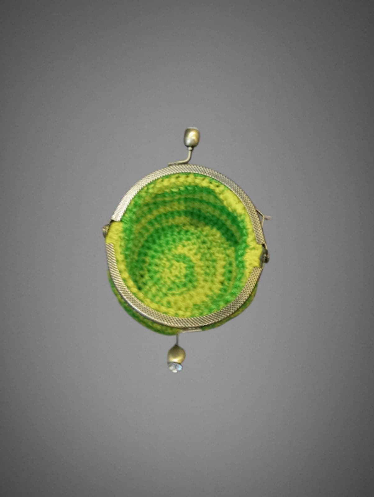 Monedero jaspeado amarillo verde hecho a mano a ganchillo - Imagen 2
