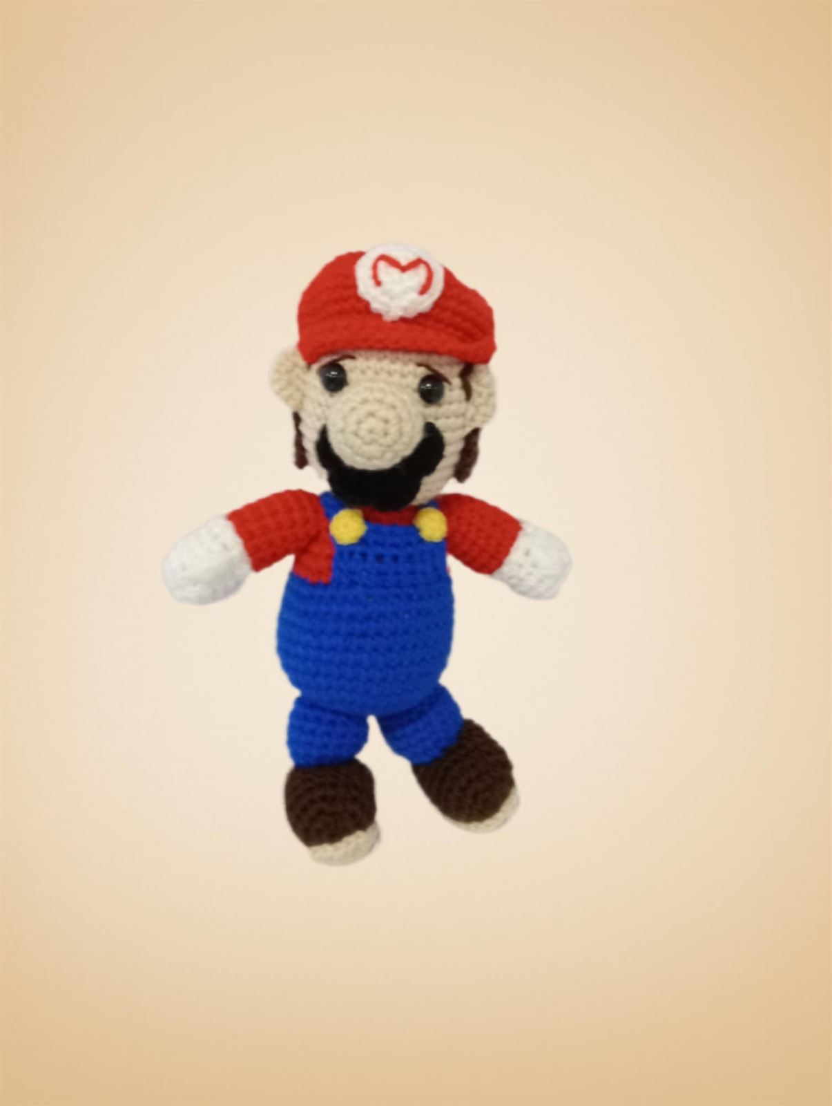 Peluche mario bross hecho a mano a ganchillo (amigurumi). - Imagen 3