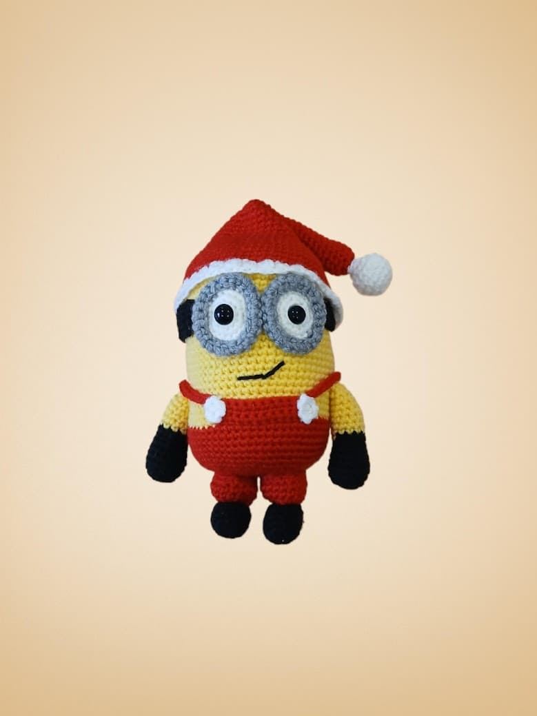 Peluche minnion gru mi villano favorito navideño- navidad hecho a mano a ganchillo (amigurumi). - Imagen 1