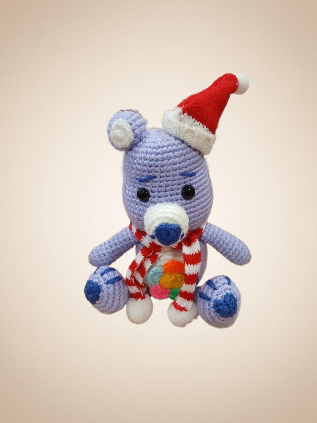 Peluche  oso navideño-navidad hecho a mano a ganchillo (amigurumi). - Imagen 1