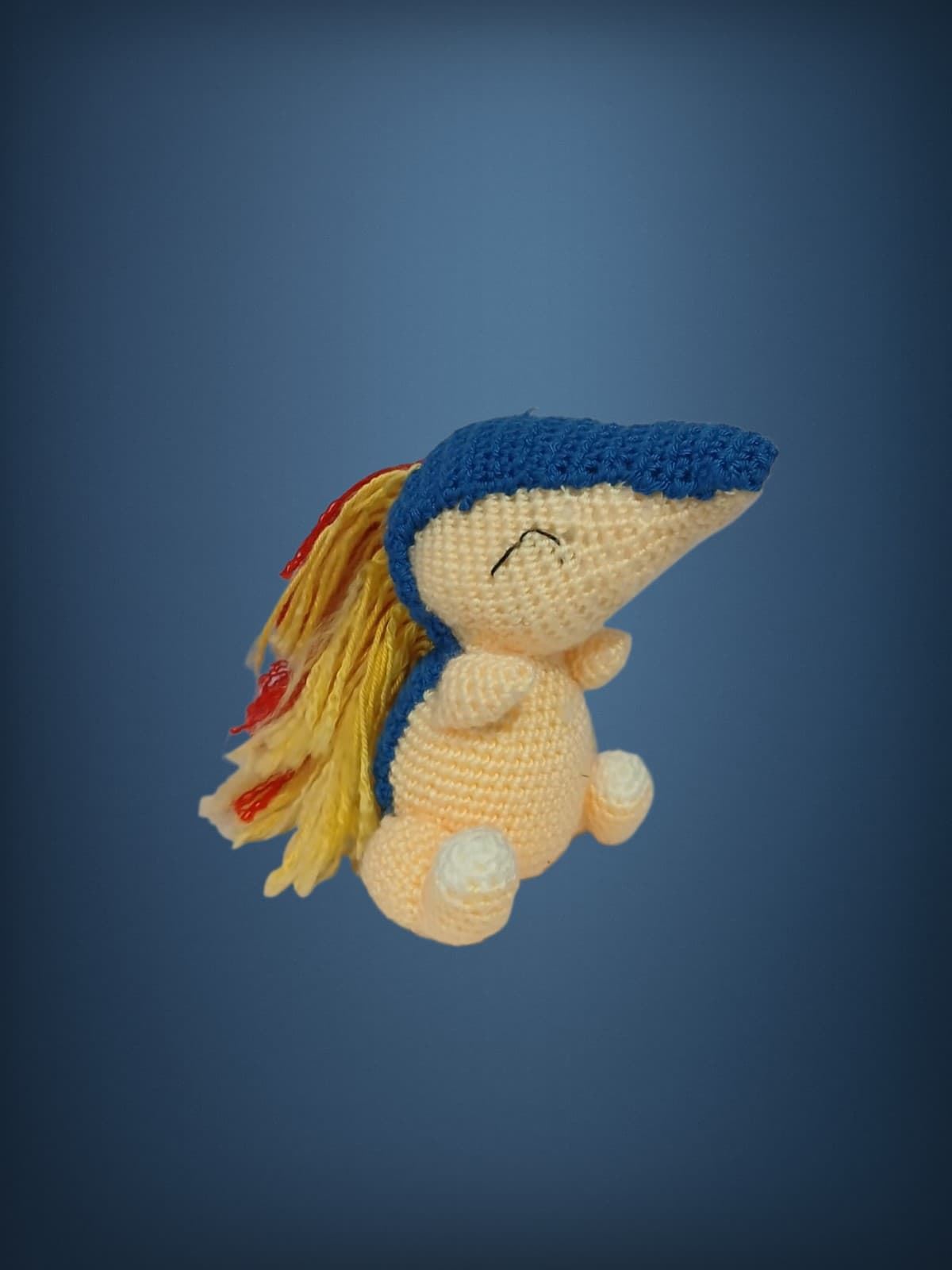 Peluche pokemon cyndaquil hecho a mano a ganchillo (amigurumi). - Imagen 3