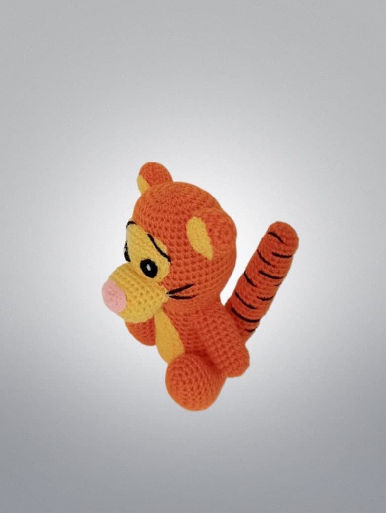 Peluche tigger winnie pooh hecho a mano a ganchillo (amigurumi). - Imagen 2