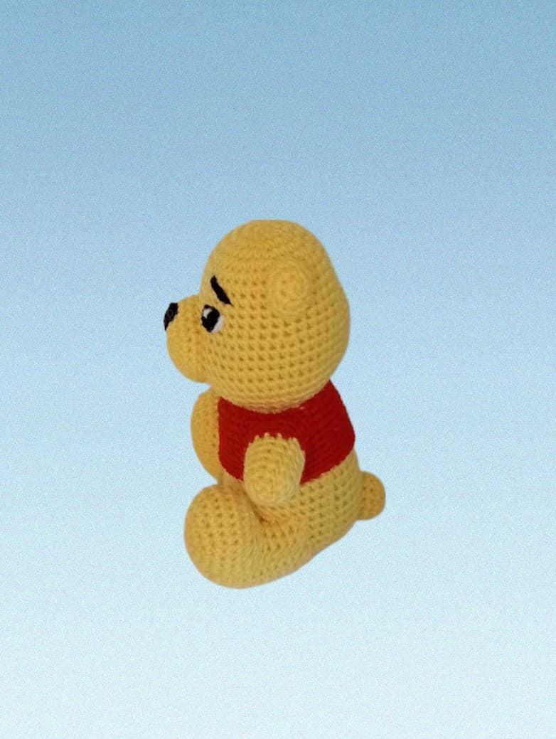 Peluche winnie pooh hecho a mano a ganchillo (amigurumi). - Imagen 2